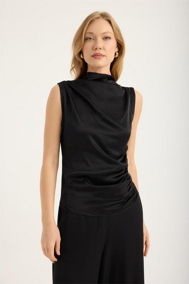 HomeStore Blusentop Ärmellose Drapierte Bluse - Linke Seite von HomeStore