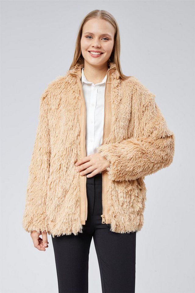 HomeStore Wintermantel Plüsch-Rucksack von HomeStore