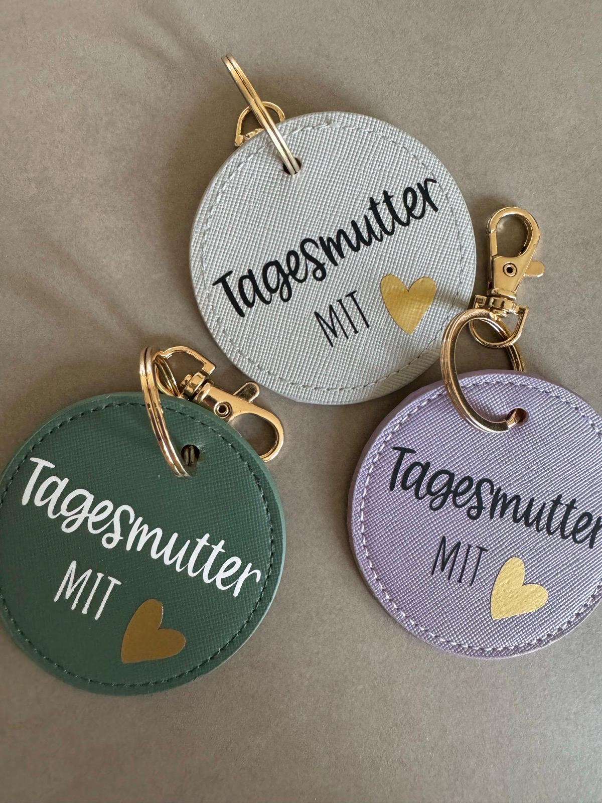 Personalisierter Schlüsselanhänger Tagesmutter Mit Herz/Erzieherin Krankenschwester Herz/ Abschlussgeschenk Kindergarten Personalisierter Schlüsselanhänger Tagesmutter Mit Herz/Erzieherin Krankenschwester Herz/ Abschlussgeschenk Kindergarten von Homefaktur