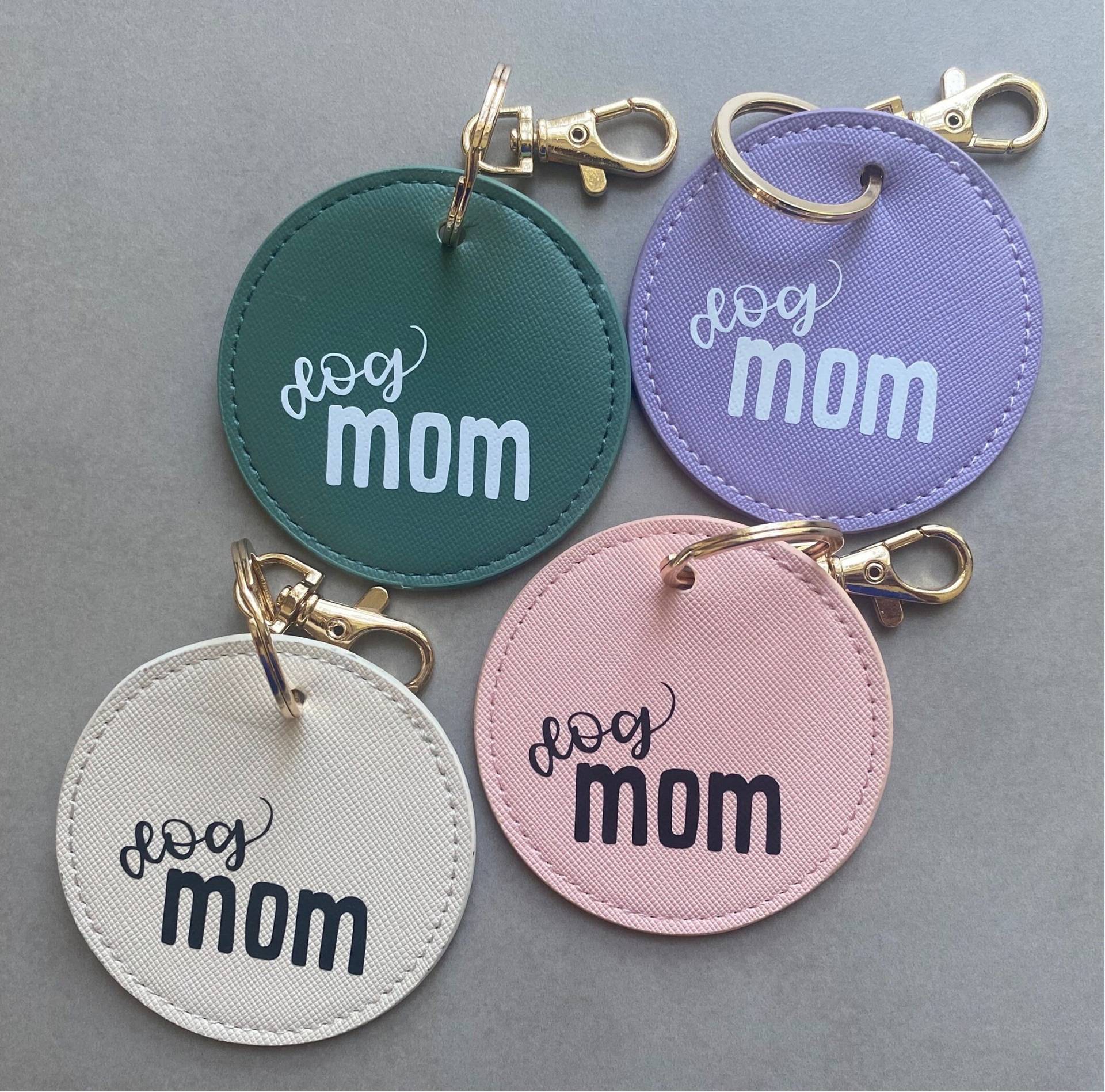 Personalisierbar Schlüsselanhänger Dog Mom - Hundeliebe Schlüsselband Hundemama Schlüssel Geschenk Für Frauchen Anhänger Personalisierbar Schlüsselanhänger Dog Mom - Hundeliebe Schlüsselband Hundemama Schlüssel Geschenk Für Frauchen Anhänger von Homefaktur