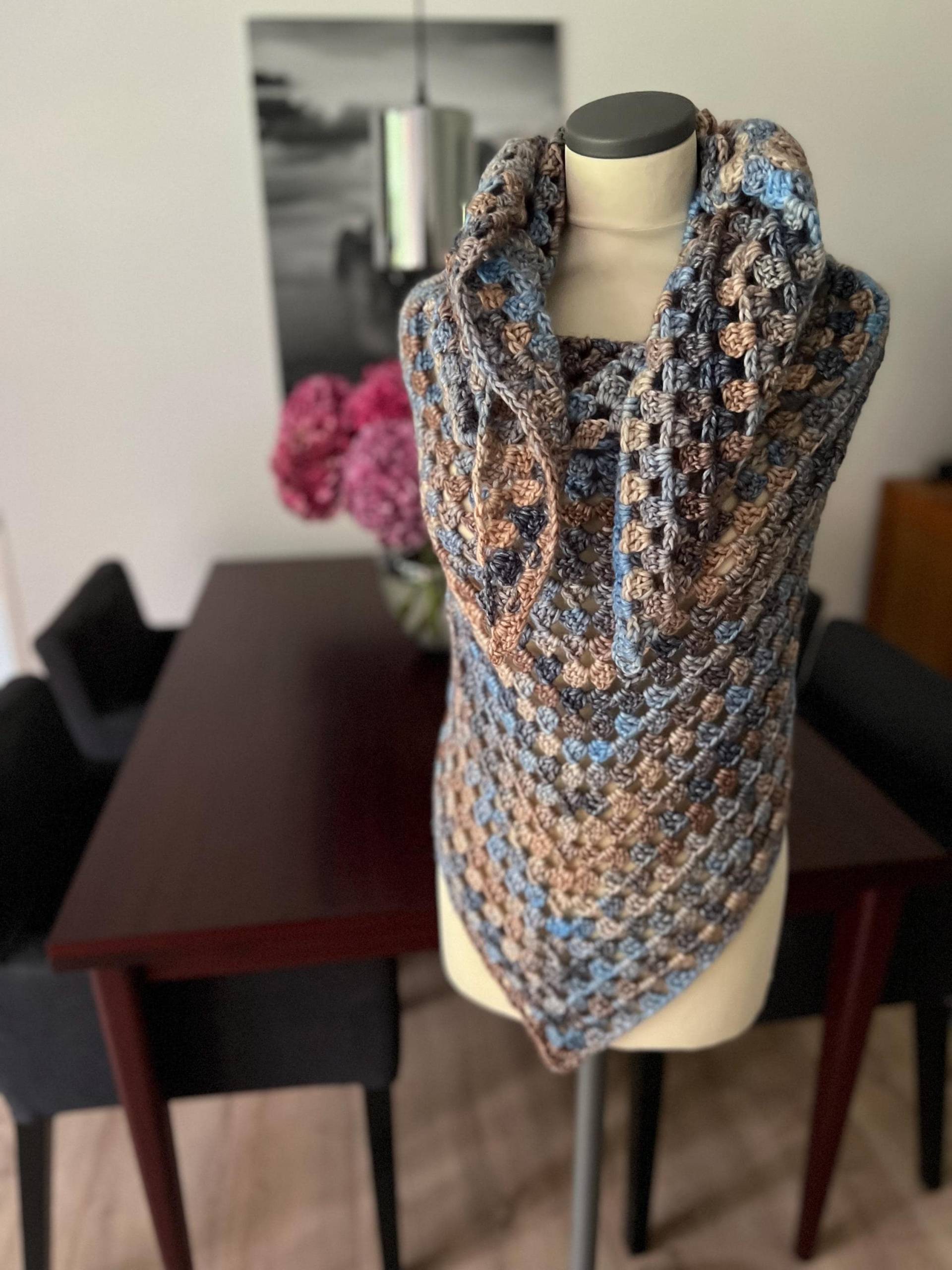 xxxl Dreieckstuch Earth + Water xxxl Dreieckstuch Earth + Water von HomemadeCreationLutz