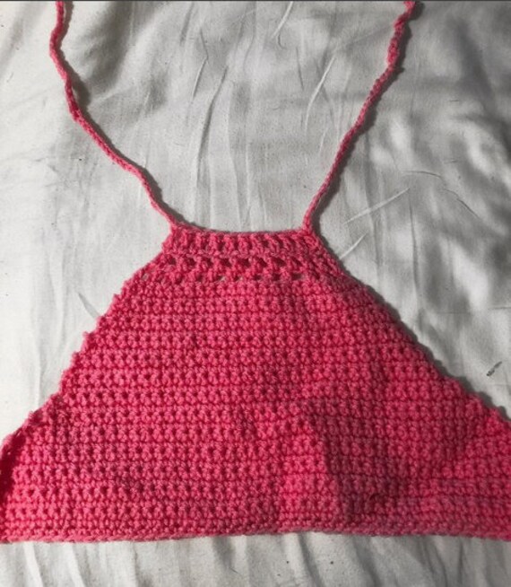 Gehäkelter Halfter Crop Top von HomemadeHayek