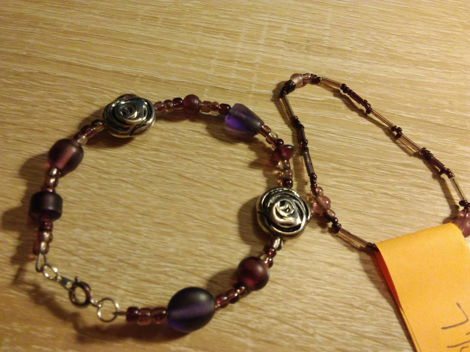 Lila Daze Armband Lila Daze Armband von HomemadeStuffnCrafts
