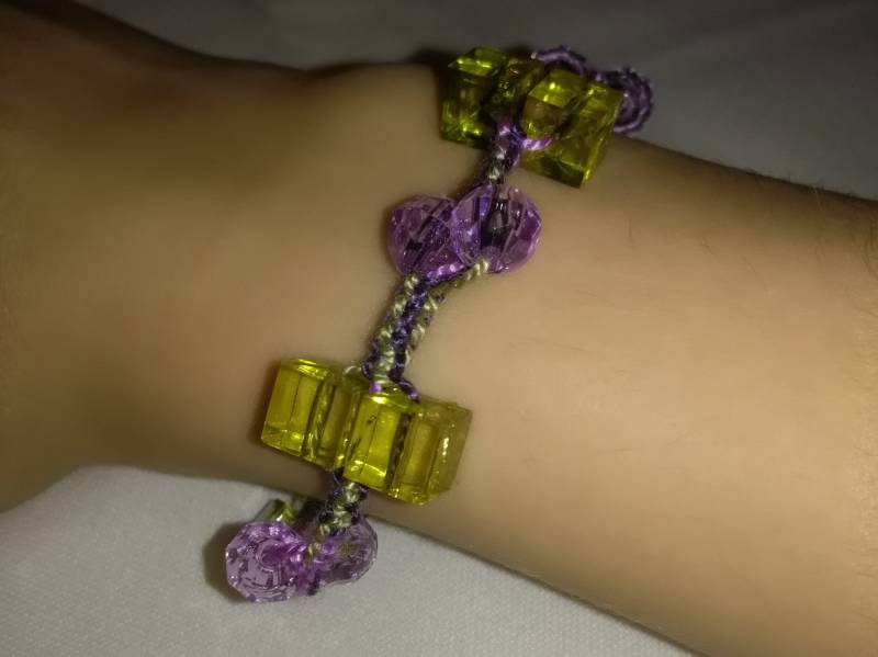 Love It Or Braid Hanf Armbänder Love It Or Braid Hanf Armbänder von HomemadeStuffnCrafts