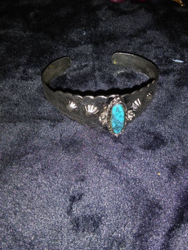 Vintage Kunsttürkis Armband von HomemadeStuffnCrafts