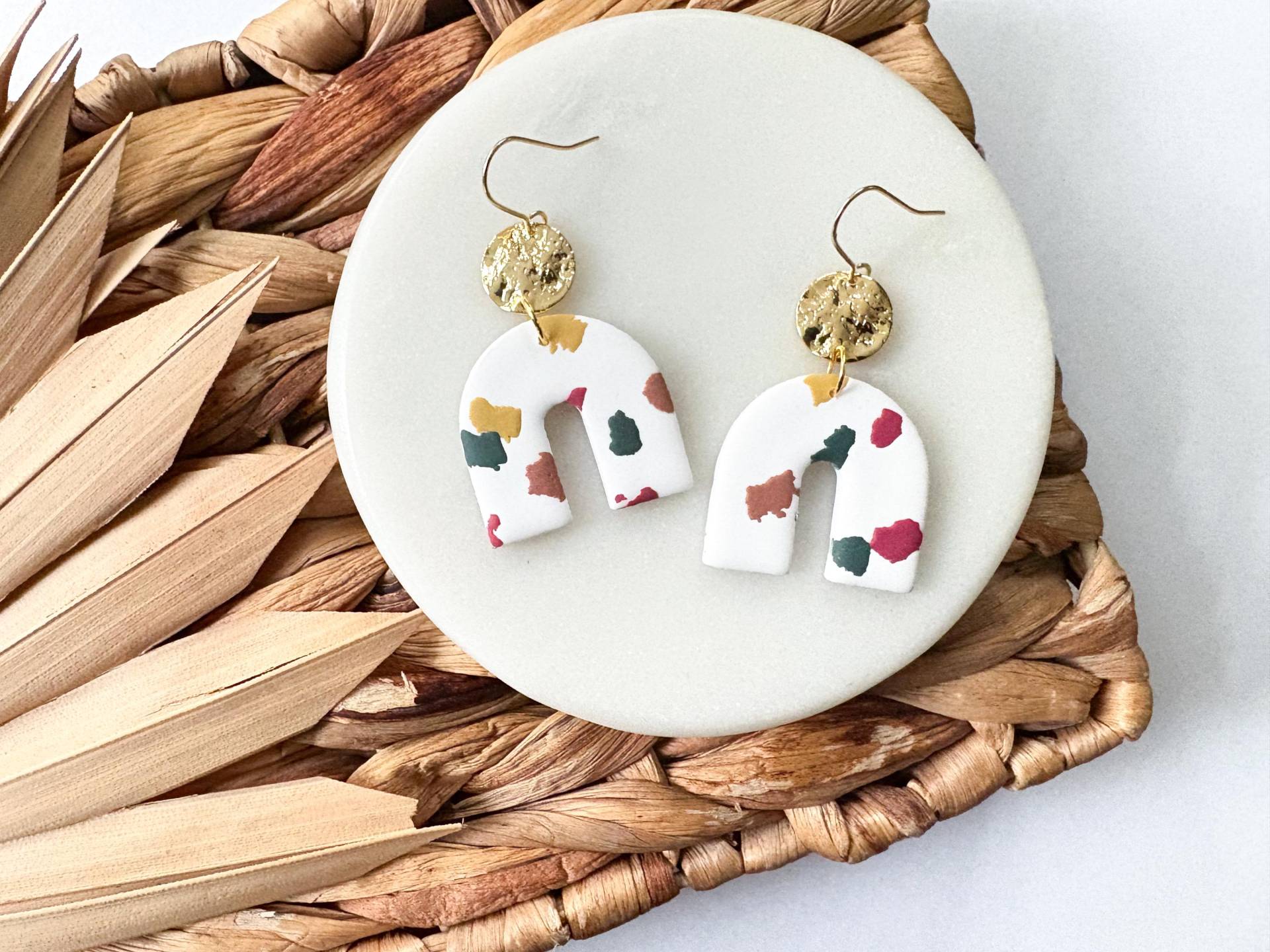 Terrazzo Bogen Ohrringe | Hypoallergen Terrazzo Bogen Ohrringe | Hypoallergen von Homewoodclay
