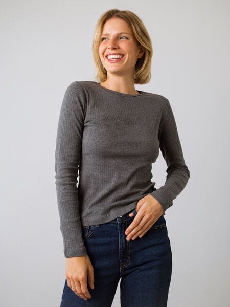 Honest Basics Geripptes Langarm Shirt von Honest Basics