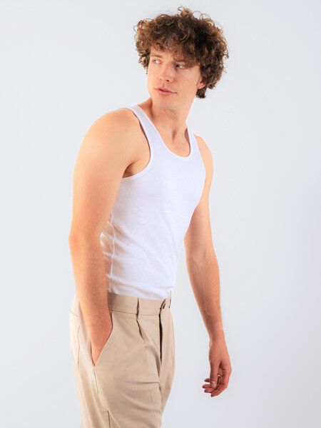 Honest Basics Geripptes Tank-Top von Honest Basics