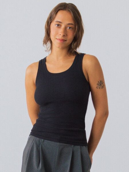 Honest Basics Scoop Rib Top von Honest Basics