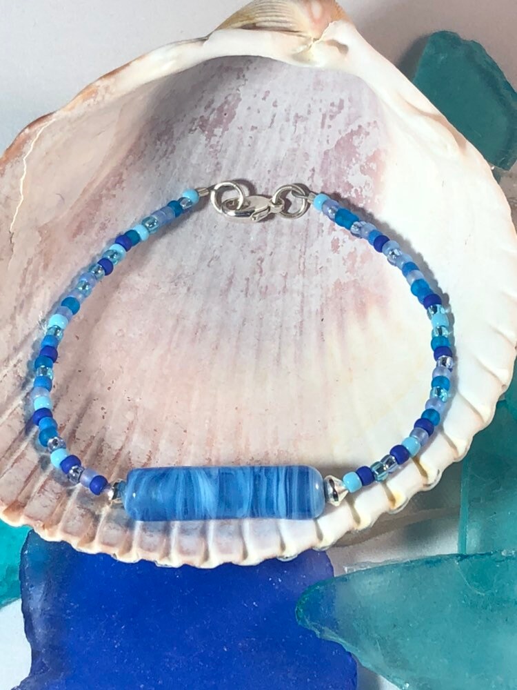 Blaue Rocailles Perlen Und Lampwork Armband Blaue Rocailles Perlen Und Lampwork Armband von HoneyGlassFarm