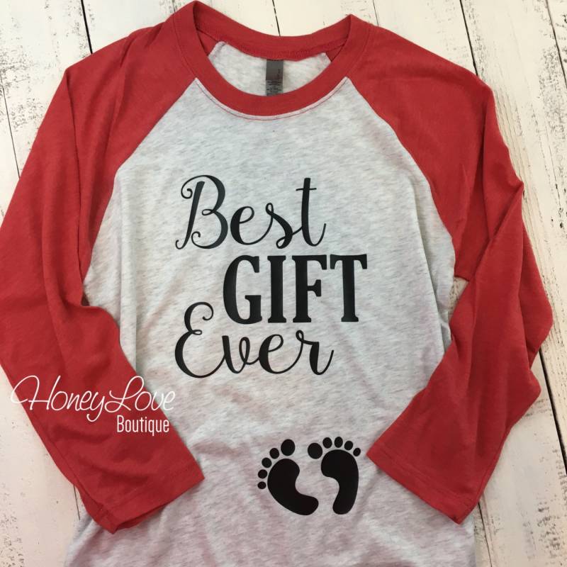Beste Geschenk Jemals Weihnachten Schwangerschaft Ankündigung, Mutterschaft Preggo Preggers Schwangere Shirt Erwartet Baby Bump Füße Baseball von HoneyLoveBoutique