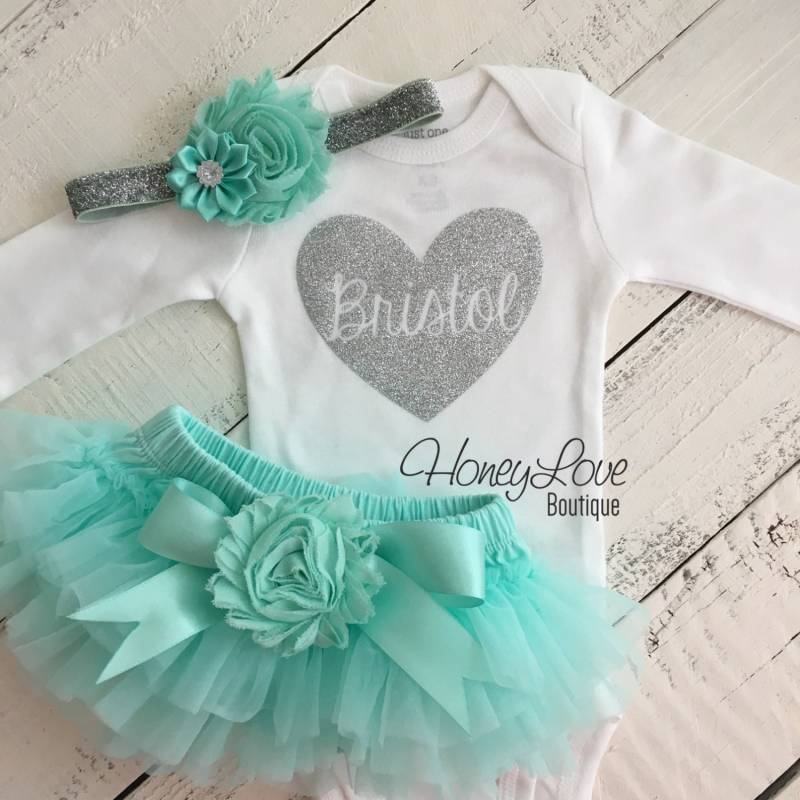 Personalized Name Heart Set Silver Gold Glitter Mint Aqua Blau Blume Haarband Schleife Tutu Rock Pumphose, Neugeborene Säugling Baby Mädchen Mit von HoneyLoveBoutique