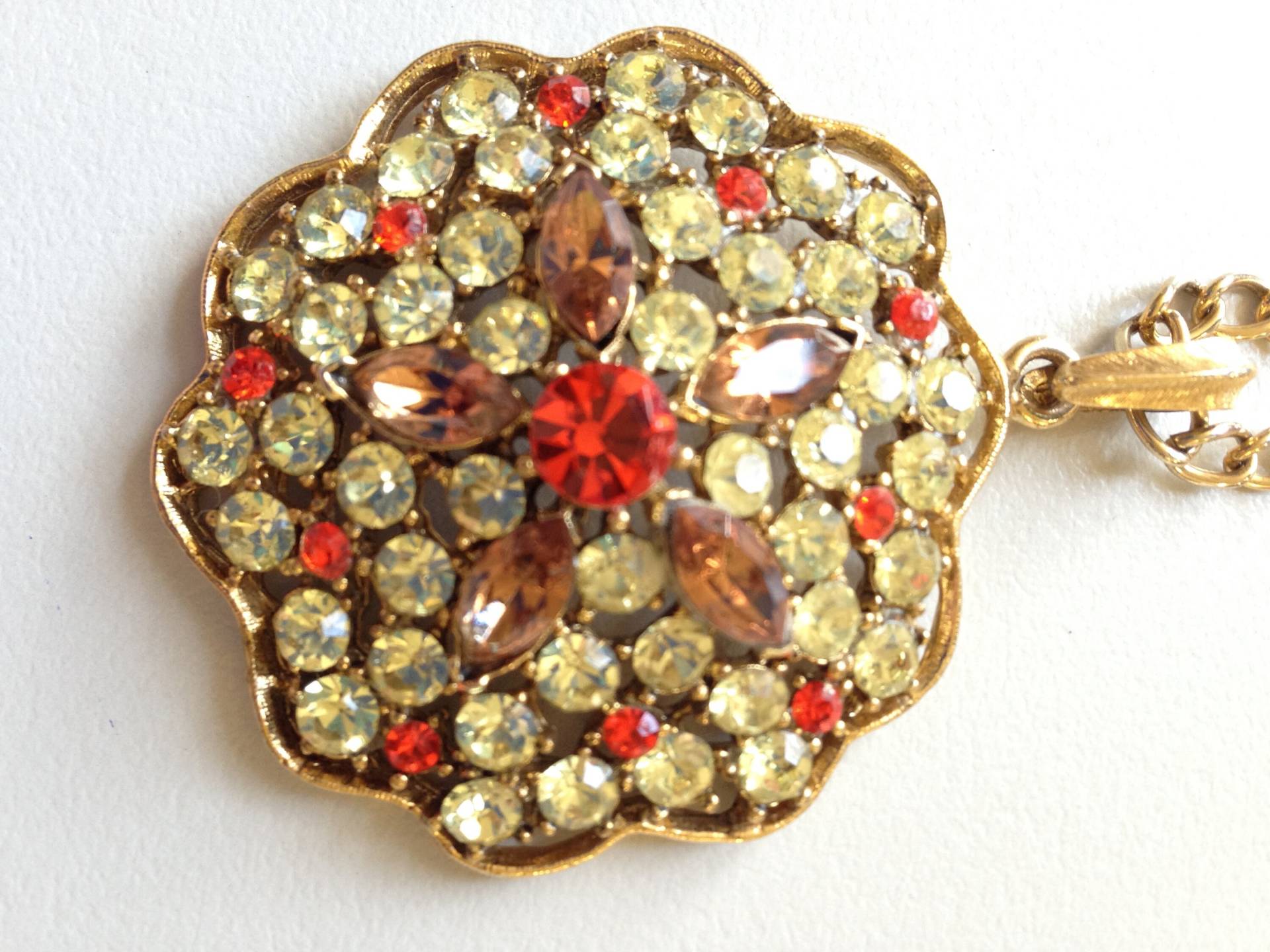 Vintage Paste Anhänger Vintage Paste Anhänger von HoneyMapleJewels