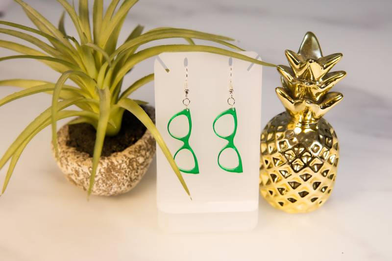 Brillen-Ohrringe Acryl Schmuck Grün, Party, Geschenk von HoneyMoodShop