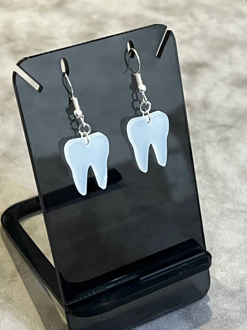 Zahn-Ohrringe Acryl Schmuck Weiß, Party, Geschenk von HoneyMoodShop