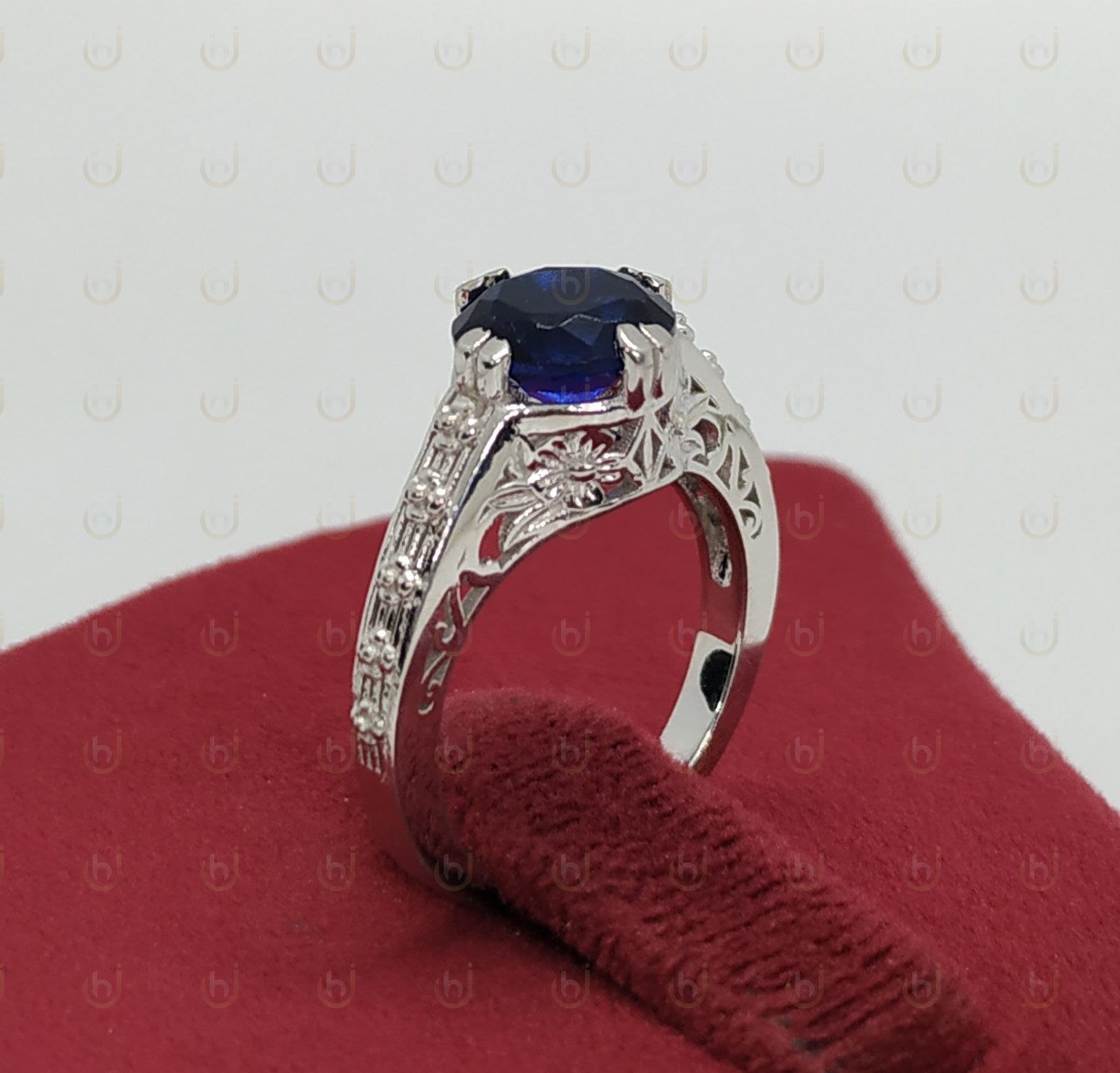 1.95 Ct Vintage Edwardian Stil Ring, Saphir Solitär Verlobungsring, Runder Art Deco Antiker Ehering Für Frauen von Honeyhjewelry