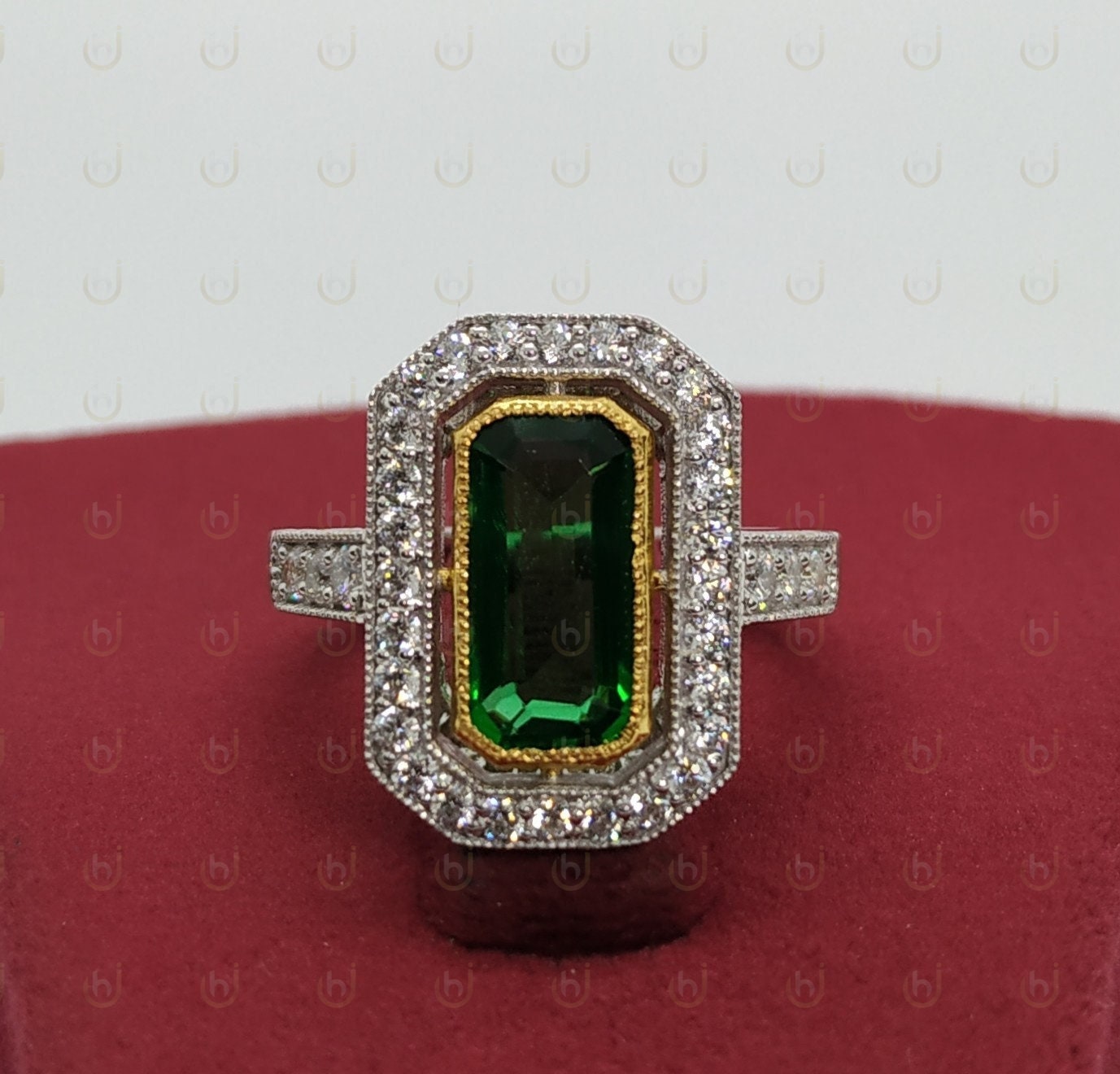 Art Deco 7, 00 Ct Grüner Smaragd & Diamant, Verlobungsring Aus Sterlingsilber Frauen Jahrestag Geschenk Ring, Zweifarbiger Ring von Honeyhjewelry