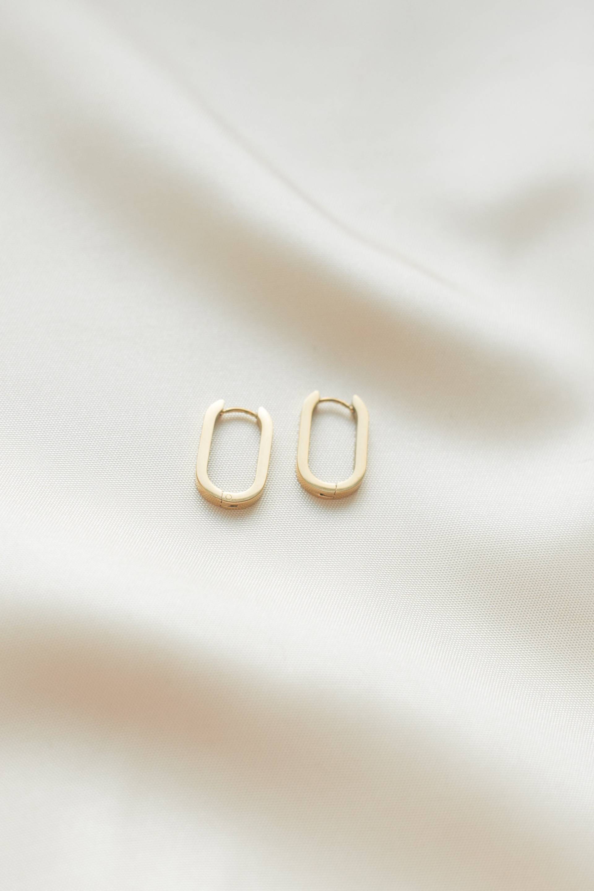 Tribeca Hoops Langlebige Vergoldete Längliche Edelstahl Creolen Gold 25mm von HonorJewelry