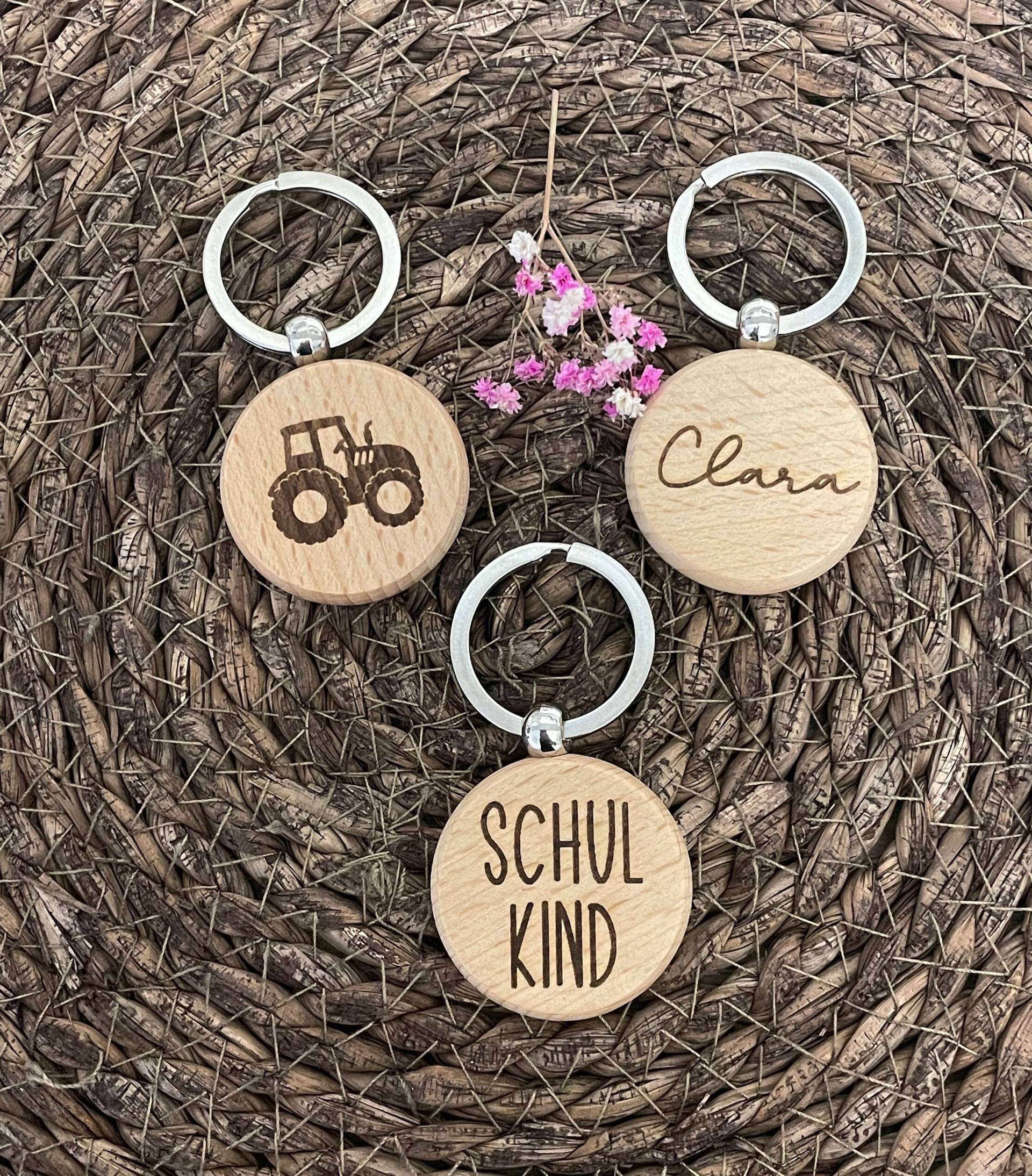 Schlüsselanhänger Aus Holz - Geschenk Individualisierbar Schlüsselanhänger Aus Holz - Geschenk Individualisierbar von HonschGemacht