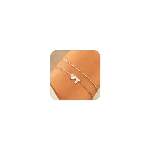 Honsny Anmutige Gold Initial Armbänder für Frauen Trendy 18K Vergoldete A-Z Herz Anfängliche Charme Armbänder Nicht Eingreifend Geschichtet Nette Brief Gold Armband Brautjungfer Valentinstag Schmuck von Honsny