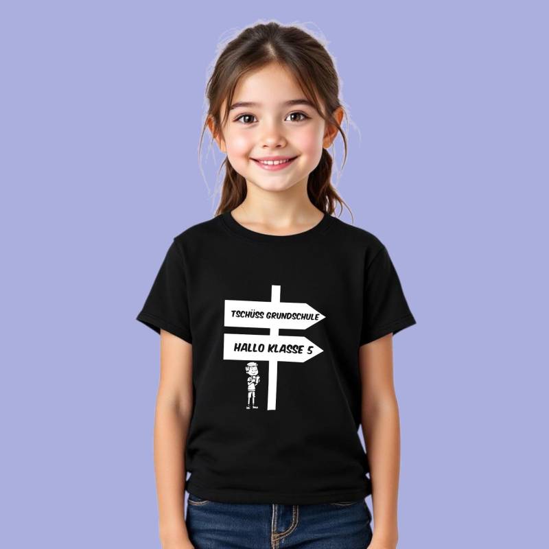 Grundschulabschluss T-Shirt „Tschüss Grundschule Hallo Klasse 5" | Geschenk Zum Schulwechsel Mit Namen Einschulung 5 Grundschulabschluss T-Shirt „Tschüss Grundschule Hallo Klasse 5" | Geschenk Zum Schulwechsel Mit Namen Einschulung 5 von HoodieHelden