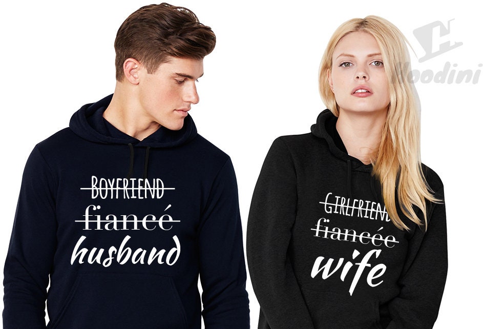 Freundin Verlobte Frau Hoodie Freund Verlobte Mann Sweatshirt Freundin Verlobte Frau Hoodie Freund Verlobte Mann Sweatshirt von HoodiniStore