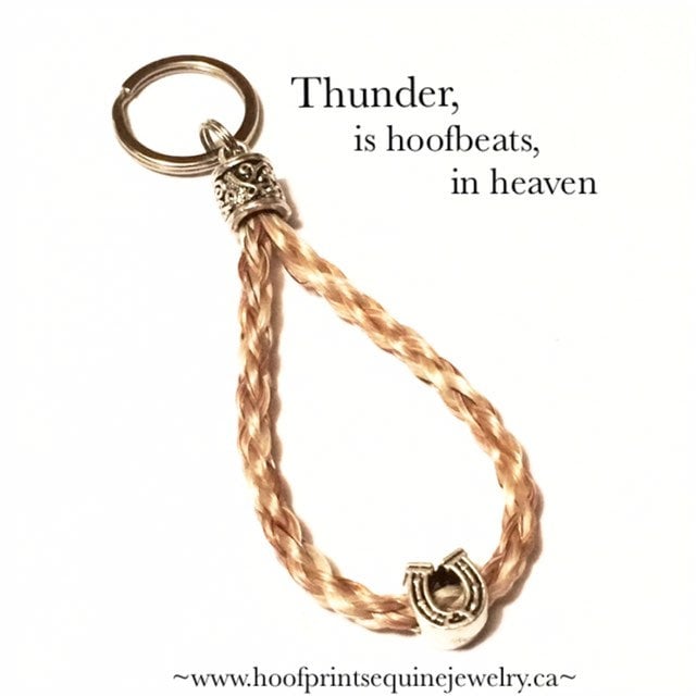 Rosshaar Schlüsselanhänger, Quaste Geflochtene Keyfob Hufeisen Pferdeanhänger Pferd Rosshaar Schlüsselanhänger, Quaste Geflochtene Keyfob Hufeisen Pferdeanhänger Pferd von HoofPrintsJewelry