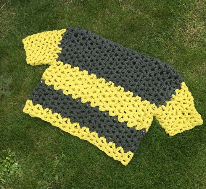 Kurzarm Häkeln Pullover Aus Recyceltem T-Shirt Baumwolle von HookCrochet