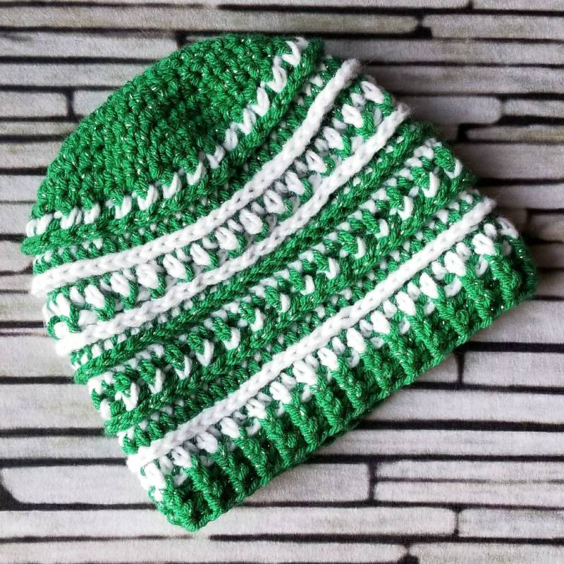 St Patrick's Day Beanie - Irish Sparkles Hut Grün Weiß Gehäkelte Mütze St. Paddy's 17.märz Winter Mit Glitzer von HookedByAmanda