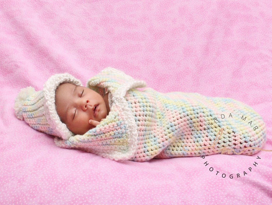 Baby Cocoon Und Beanie Set, Mütze, Gehäkelter Kokon Shower Geschenk, Häkel Cocoon, Schlafsack, Babymütze Baby Cocoon Und Beanie Set, Mütze, Gehäkelter Kokon Shower Geschenk, Häkel Cocoon, Schlafsack, Babymütze von HookedonSnuggles