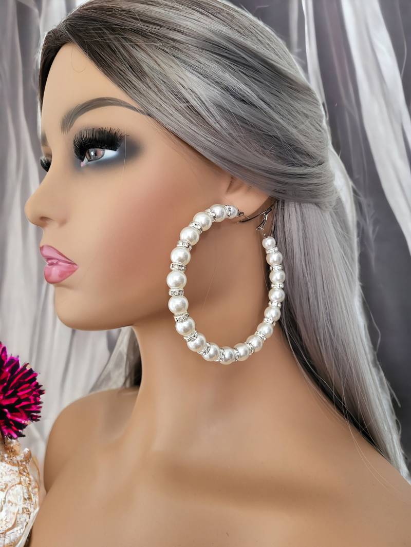 1 Paar Wunderschöne 3, 35 "Elfenbein Oder Weiße Kunstperlen & Strass Perlen Creolen Clip-On Durchbohrte Optionen Bitte Lesen Sie Beschreibung von HoopaholicsUK