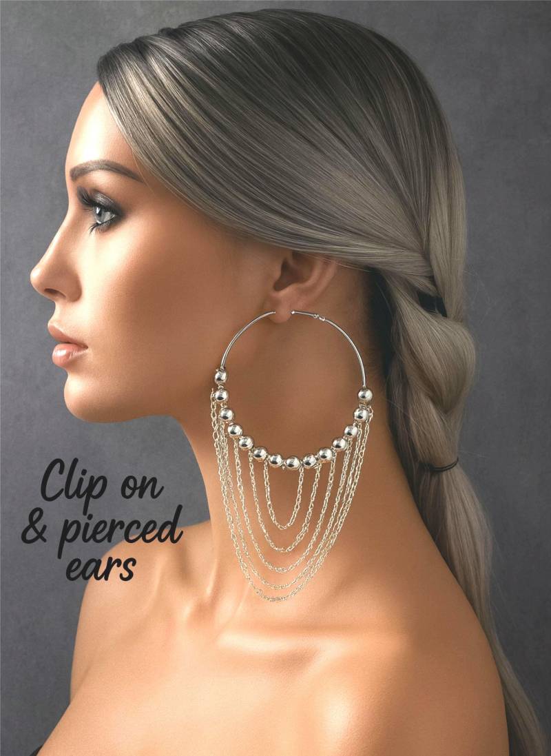 Silberfarbene Clip-On Creolen Mit Drapierten Ketten - Übergroße Statement Für Nicht Durchbohrte Ohren von HoopaholicsUK