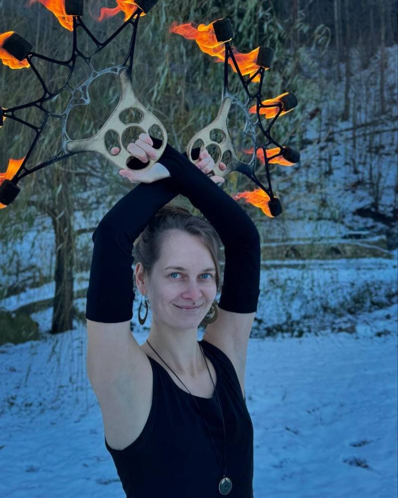 Lange Fireafe-Armstulpen Mit Daumenloch | Feuershow-Accessoires Feuerreifen Lange Fireafe-Armstulpen Mit Daumenloch | Feuershow-Accessoires Feuerreifen von Hooplanet