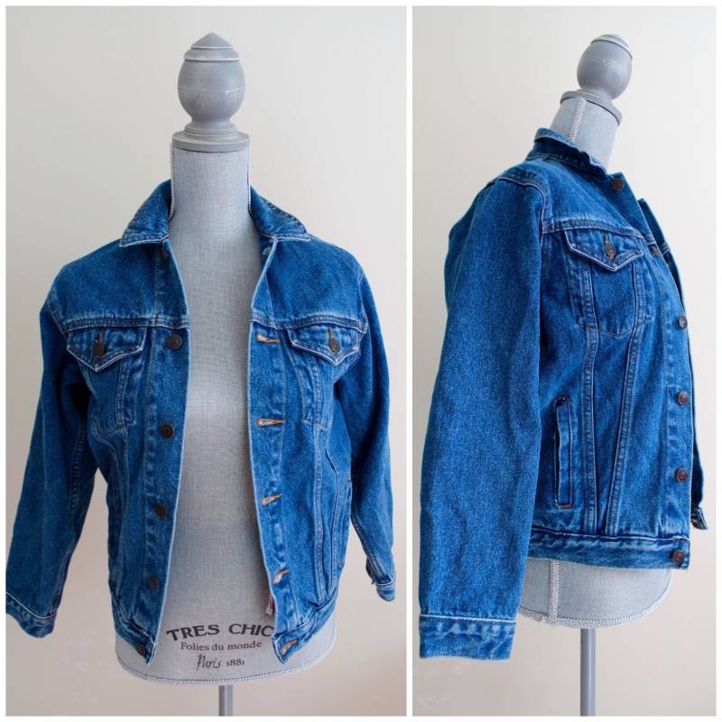 Gute Gene Jacke | Vintage Medium-Waschen-Denim Jeansjacke Gute Gene Jacke | Vintage Medium-Waschen-Denim Jeansjacke von HoorayHoliday
