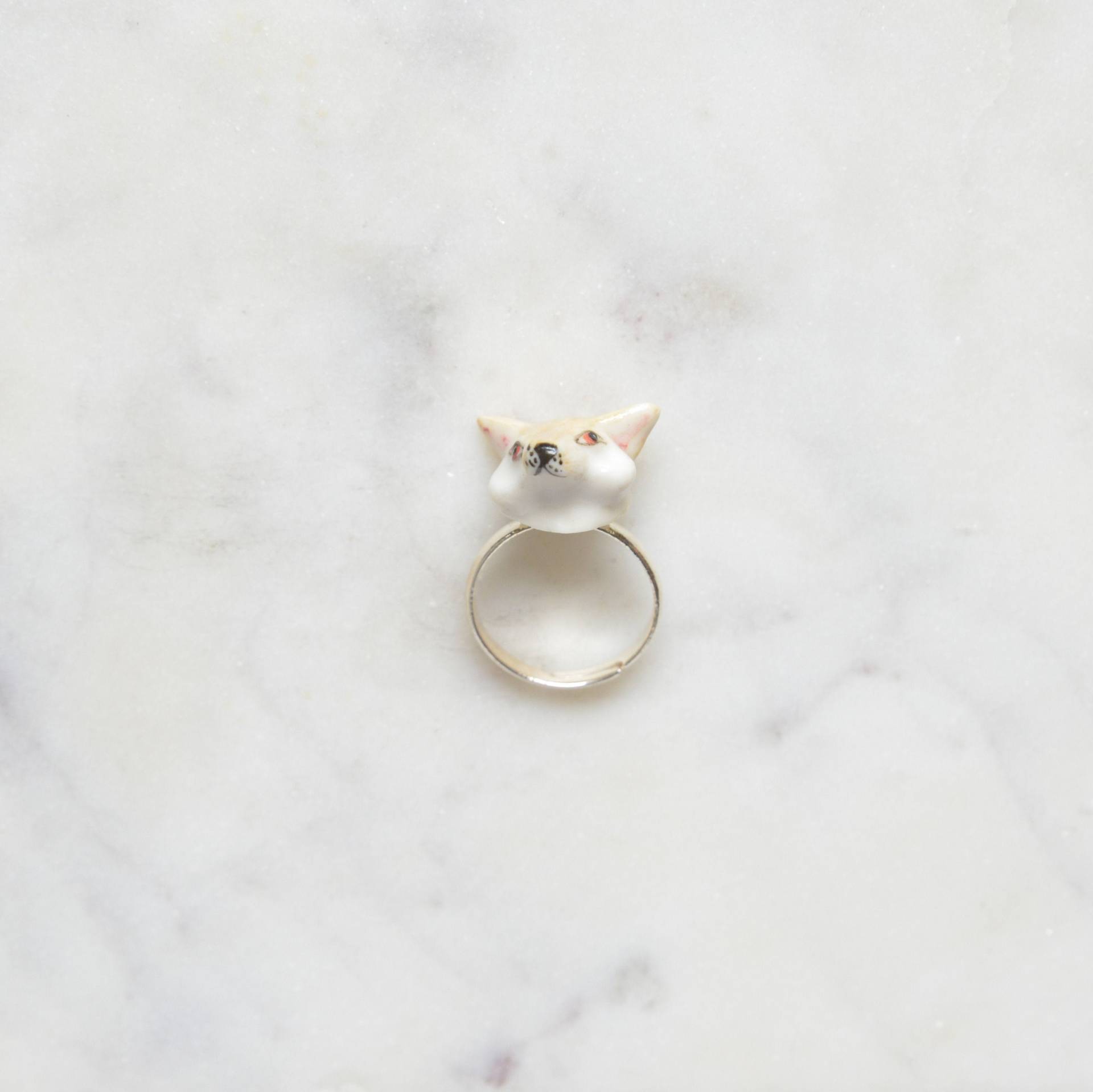 Handgemachte Porzellan Fuchs Ring, Verstellbare Tier Ring Schmuck von HopSkipAndFlutter