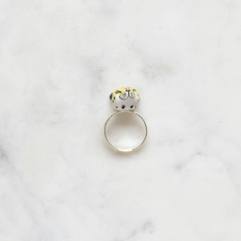 Handgemachte Porzellan Geparden Kopf Ring, Verstellbare Tier Schmuck von HopSkipAndFlutter