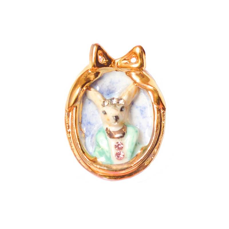 Kleine Porzellan Chihuahua Dog Cameo Brosche/ Ovale Form Brosche/Hunde Kamee Wunderland Hund Kleine Porzellan Chihuahua Dog Cameo Brosche/ Ovale Form Brosche/Hunde Kamee Wunderland Hund von HopSkipAndFlutter