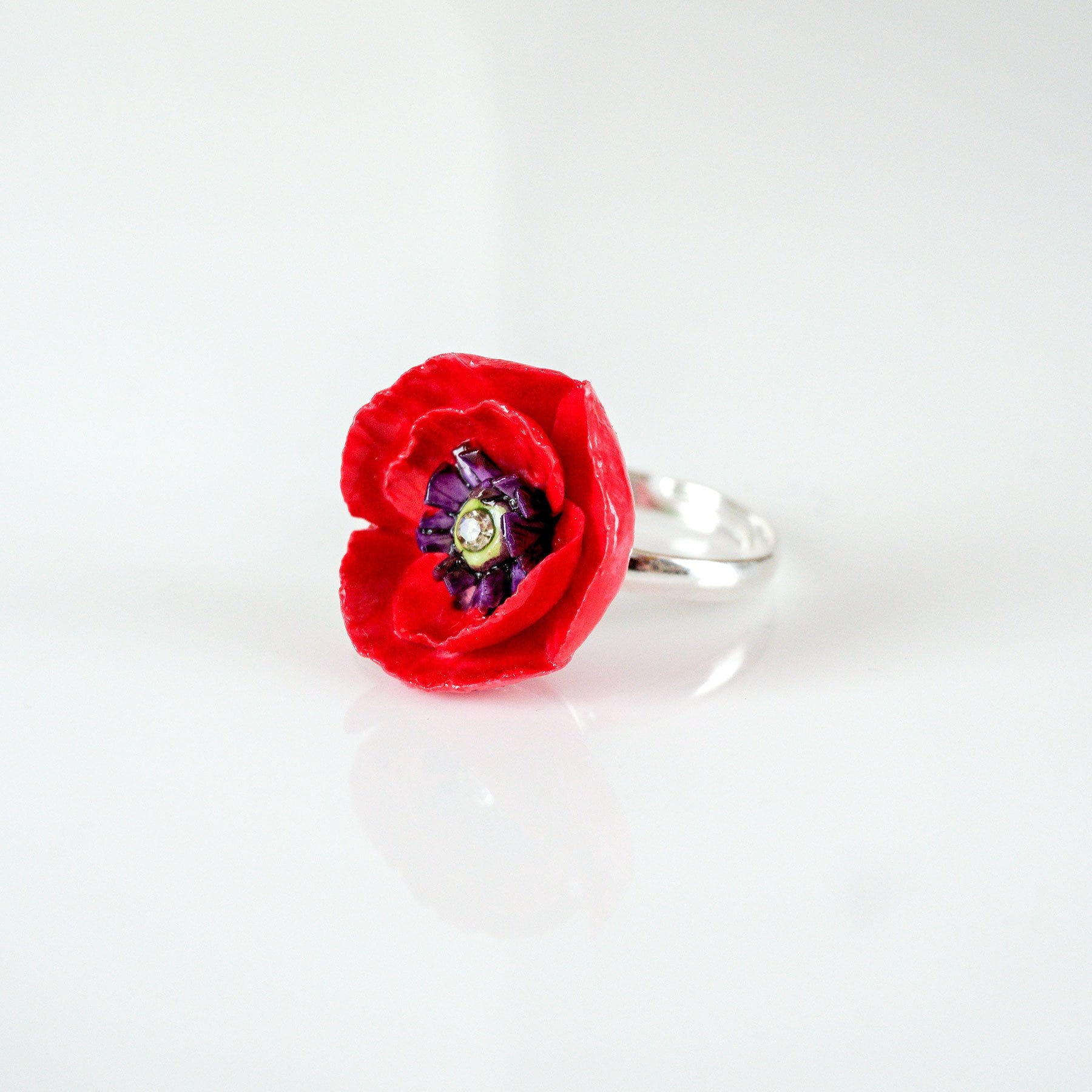 Rote Mohnblume Ring/ Porzellan Mohnblume/ Blume Schmuck/ Motte Ring Rote Mohnblume Ring/ Porzellan Mohnblume/ Blume Schmuck/ Motte Ring von HopSkipAndFlutter