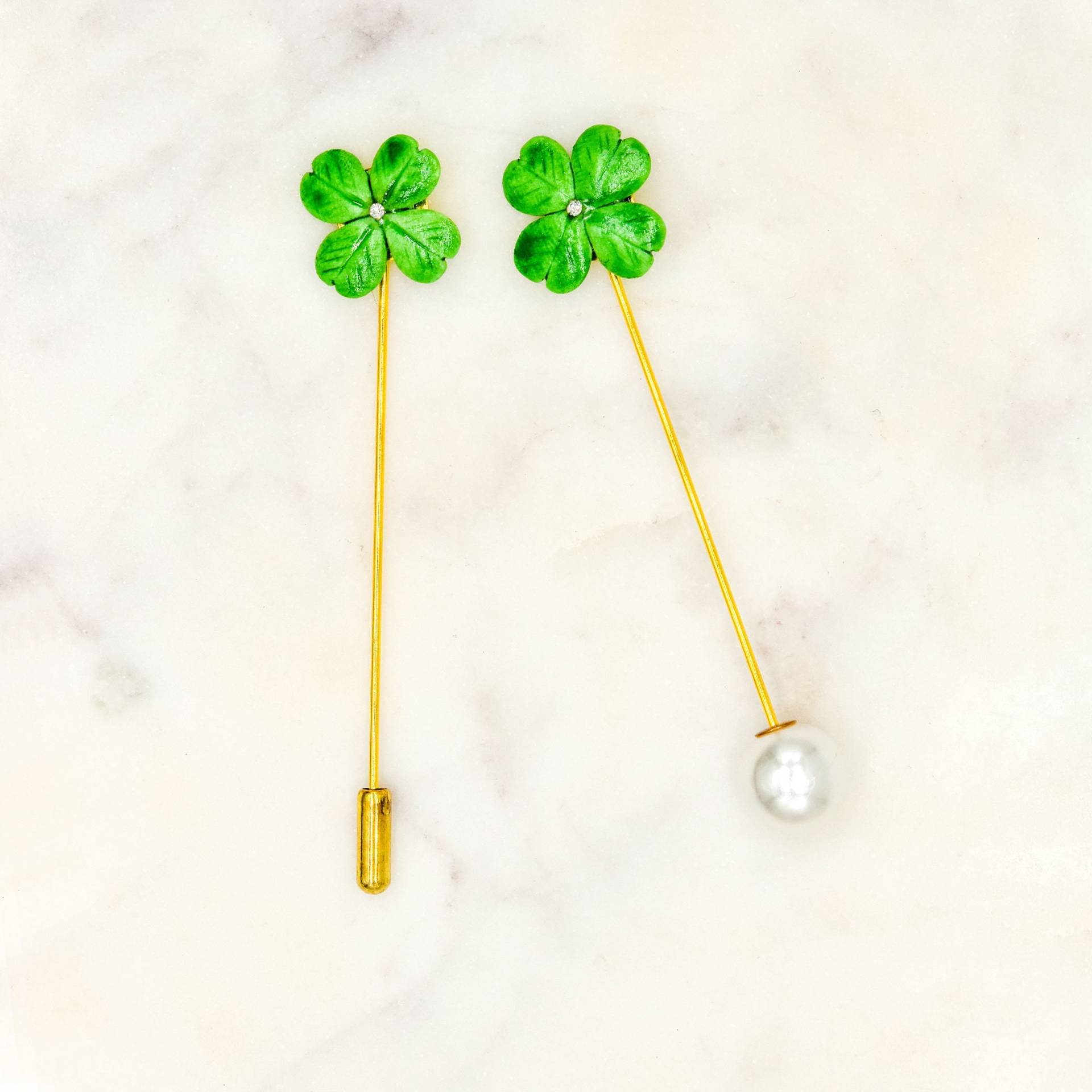 Porzellan Vierblättrige Kleeblatt Brosche/ Hochzeit Pin Anstecknadel Boutonniere/ Trauzeuge Geschenk/Trauzeuge Porzellan Vierblättrige Kleeblatt Brosche/ Hochzeit Pin Anstecknadel Boutonniere/ Trauzeuge Geschenk/Trauzeuge von HopSkipAndFlutter