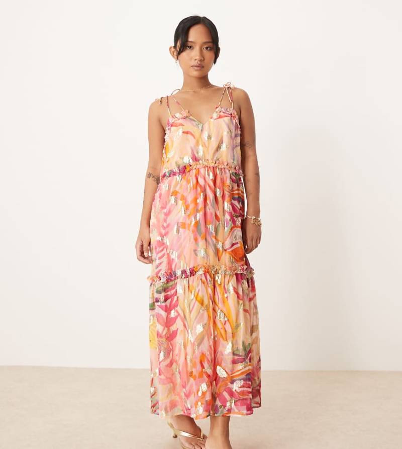 Hope & Ivy Petite - Gestuftes Midikleid in Korallrot mit goldfarbenen Sprenkeln und Bindebändern-Orange von Hope & Ivy Petite