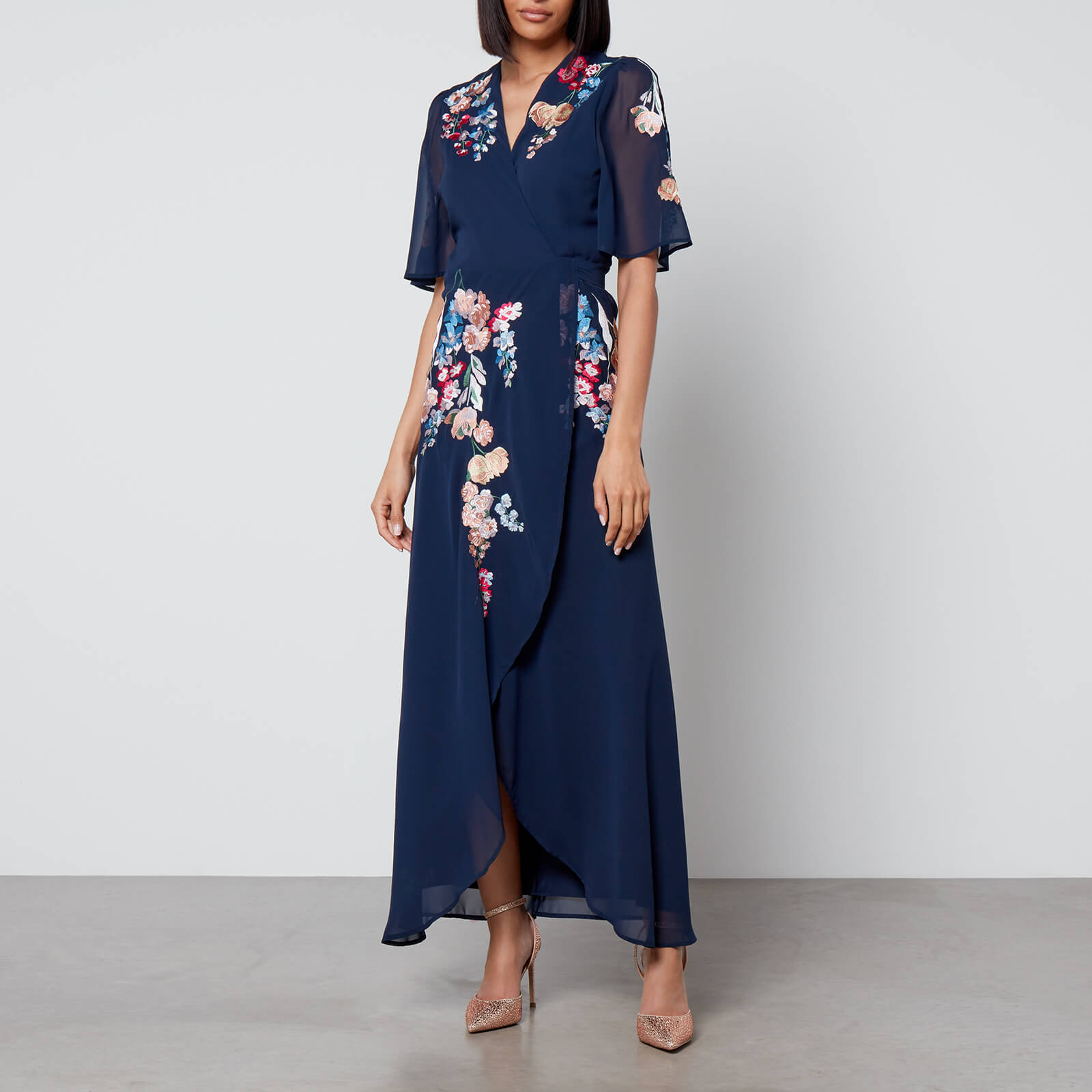 Hope & Ivy Gisela Embroidered Chiffon Midi Dress - UK 8 von Hope & Ivy