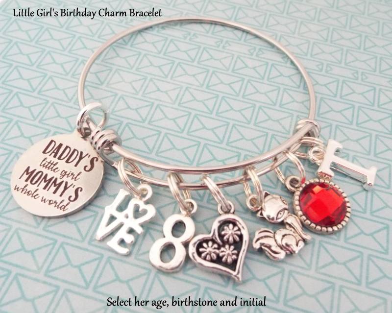 Handgefertigtes Anfangs Geburtsstein Bettelarmband Geburtstagsgeschenk von HopeisHipJewelry