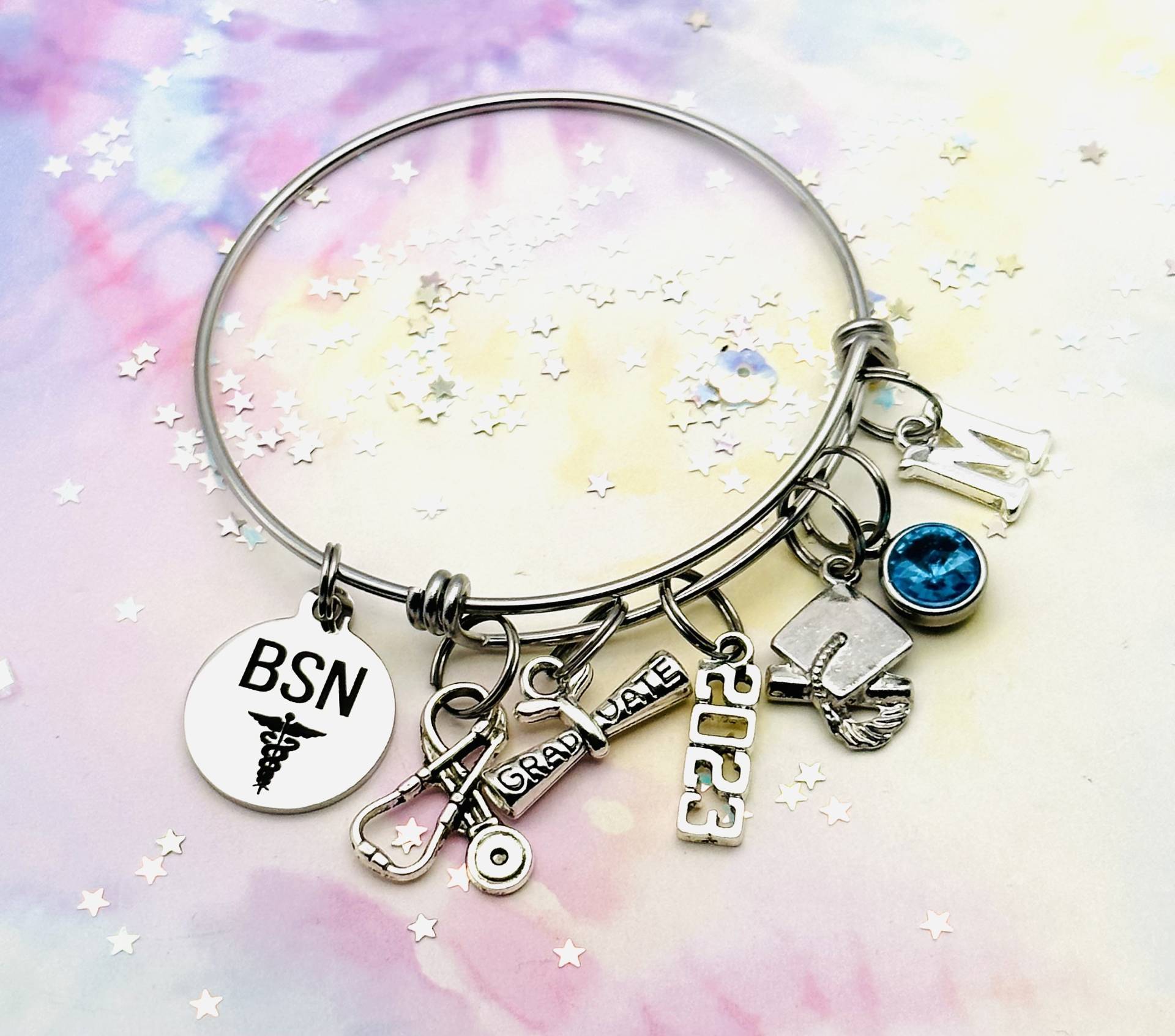 Krankenschwester Abschlussgeschenk, Bsn Bettelarmband, Erster Birthstone Schmuck, Geschenkbox von HopeisHipJewelry