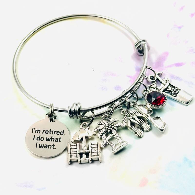 Ruhestand Bettelarmband Personalisierte Initiale, Geburtsstein, Strand-Thema Ruhestand Bettelarmband Personalisierte Initiale, Geburtsstein, Strand-Thema von HopeisHipJewelry