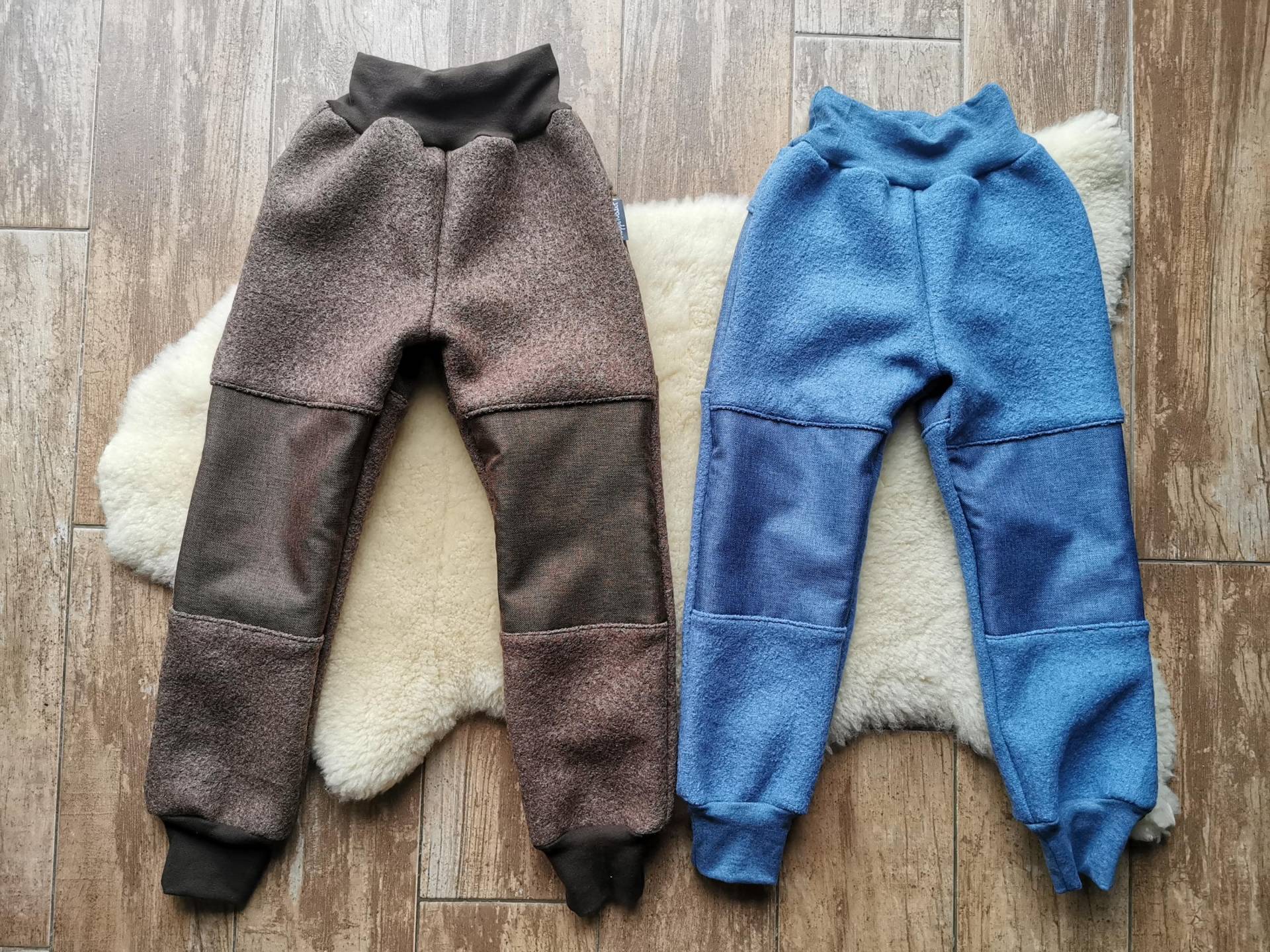 Walkhose Wollhose 80 86 92 98 104 110 116 122 128 134 140 Schurwolle Hoppinaht Neu Handmade Wunsch Segeltuch Verstärkung Robusthose Walkhose Wollhose 80 86 92 98 104 110 116 122 128 134 140 Schurwolle Hoppinaht Neu Handmade Wunsch Segeltuch Verstärkung Robusthose von HoppiNaht