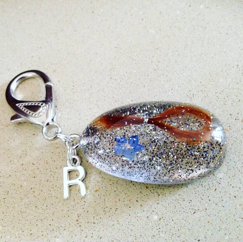 Erinnerung Pferdehaar/Pethair Oder Esche Resin Schlüsselring von Horsepetjewellery