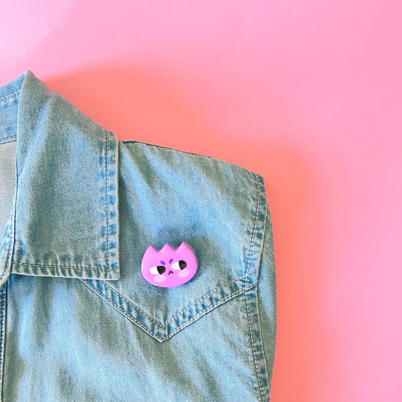 Claypin Tulpe Handgemacht | Polymerton Pin Grummelige Lila Unikat Claypin Tulpe Handgemacht | Polymerton Pin Grummelige Lila Unikat von HorstUndUschi