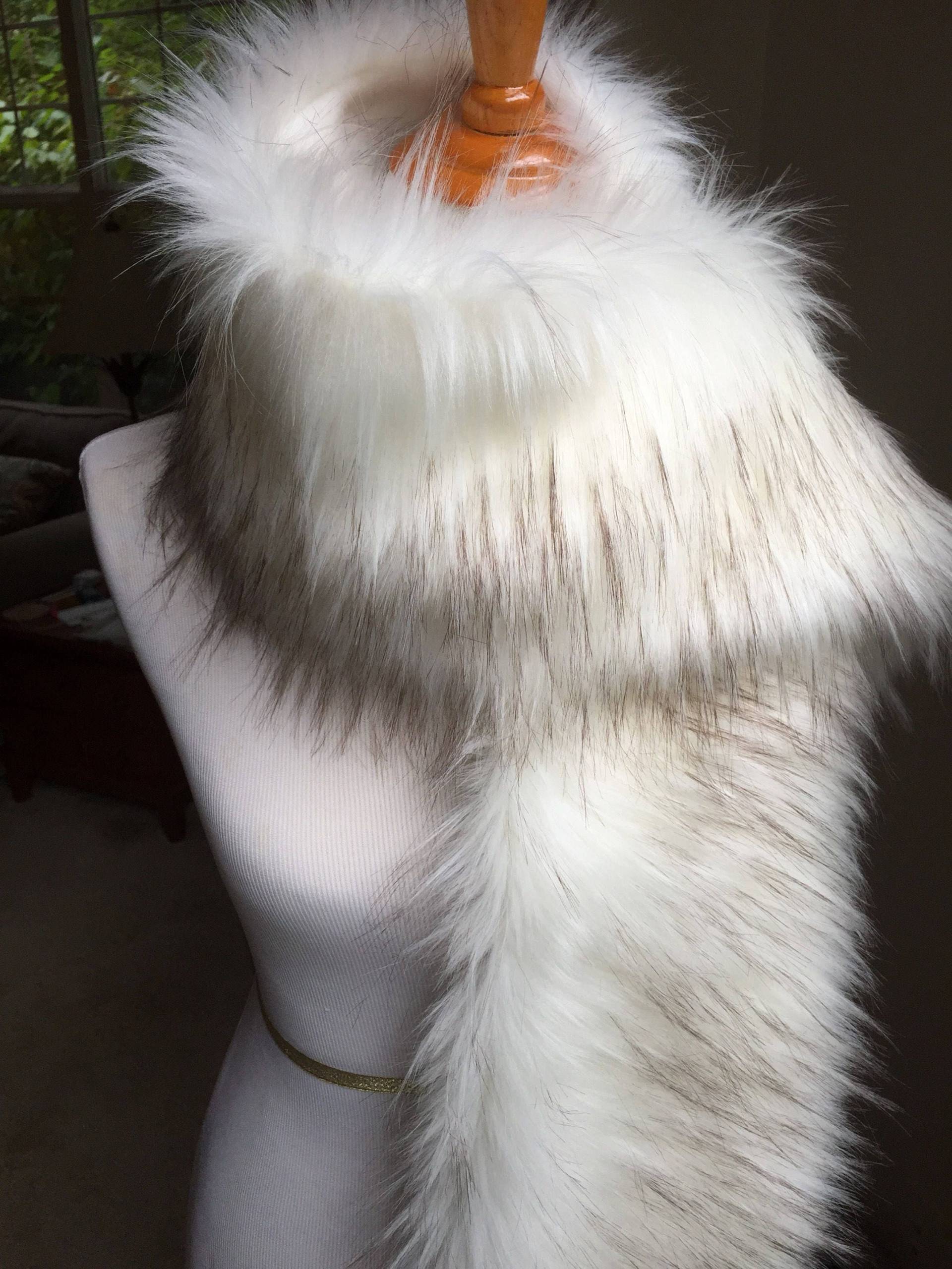 Kunstpelz Schal, Cremeweißer Husky/Braune Spitze Langer Winter Damen Pelz Schal von HotHats