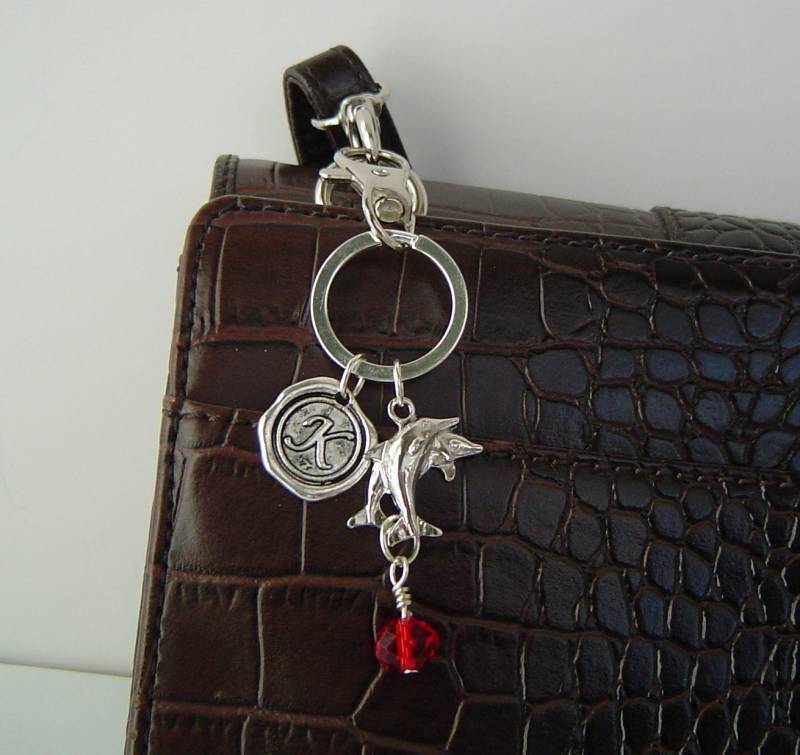 2 Delfine Anhänger Schlüsselanhänger, Personalisierte Antik Silber Wachs Siegel Erste Charme Schlüsselanhänger 2 Delfine Anhänger Schlüsselanhänger, Personalisierte Antik Silber Wachs Siegel Erste Charme Schlüsselanhänger von HotMixJewelry