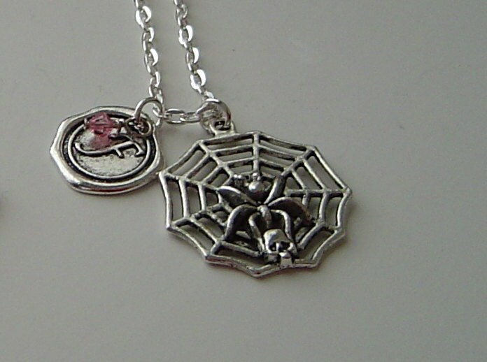Antikisiert Silber Spider Web Personalisierte Kette Mit Anfänglichen Birthstone, Geburtstag Und Holiday Gift von HotMixJewelry
